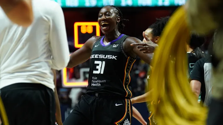 Connecticut Sun center Tina Charles