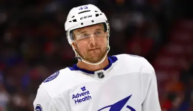Bruins Predicted To Sign Top Free Agent Away From Division Rival image