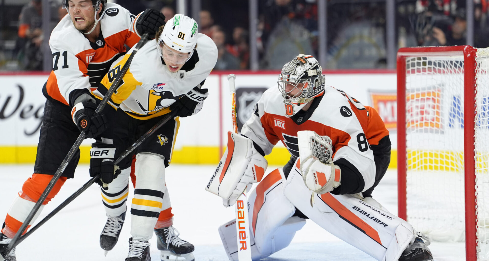 Flyers’ Dan Vladar drops a big injury reveal from the Penguins series
