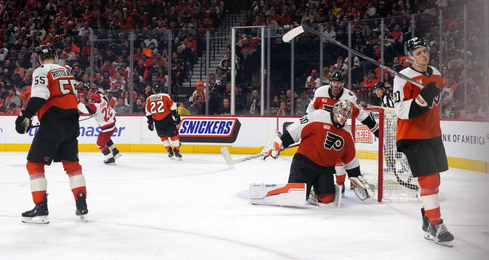 Grading every Flyers player after brutal sweep by Hurricanes