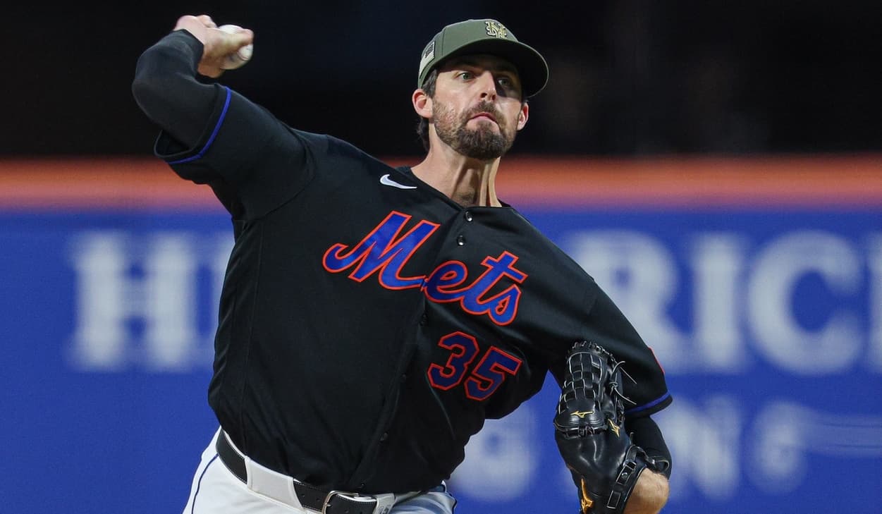 Mets' Clay Holmes fractures fibula vs. Yankees - SNY