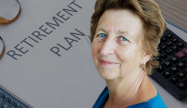 Why a 64 Year Old Retiree Is Draining Her $1.1 Million 401(k) Early to Maximize a $5,181 Social Security Check at 70