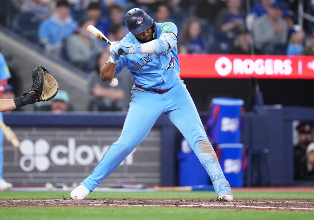 Blue Jays' Vladimir Guerrero Jr., Dylan Cease Leave With Injuries