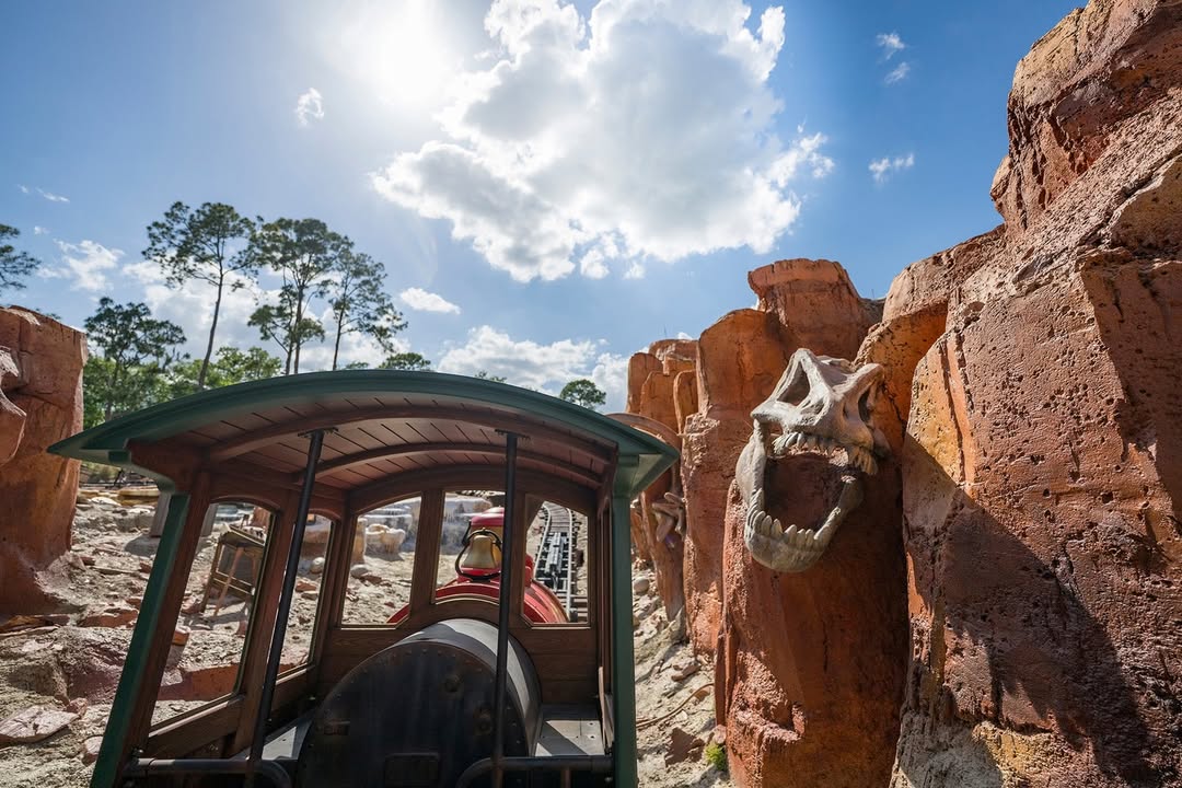 Big Thunder Mountain updated effects official images