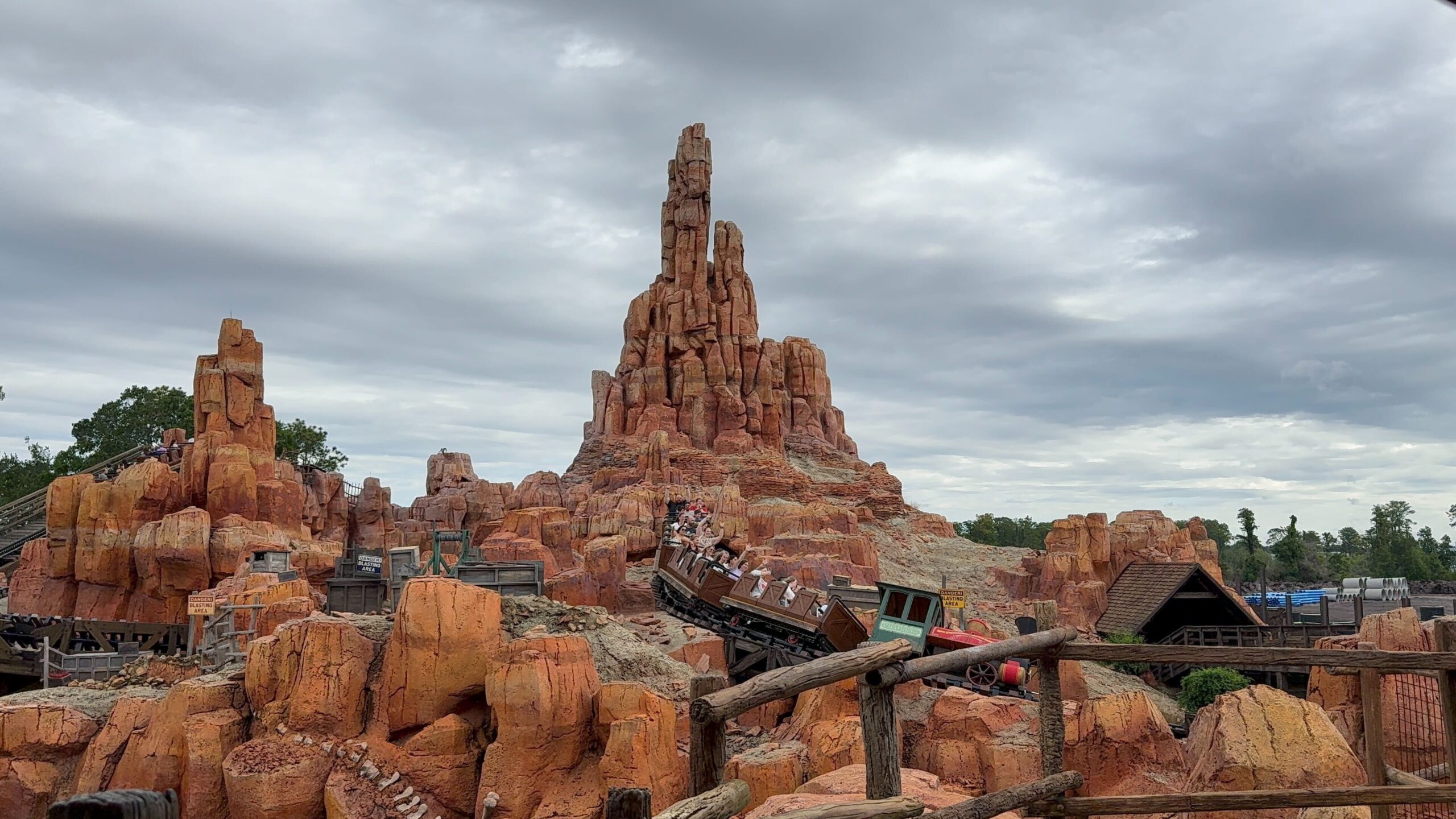 Big Thunder Mountain 2026 ride updates and refurbishment