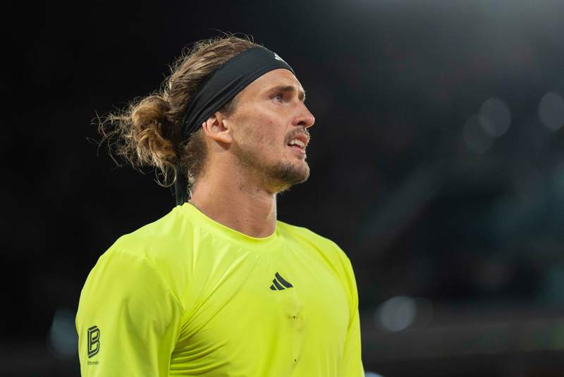 ‘I’m Not an Idiot’ – Alexander Zverev Clarifies Bold Sinner-Alcaraz Claim During John McEnroe Conversation
