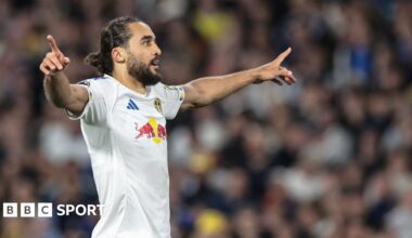 Premier League LIVE: Leeds United vs Burnley - build-up, team news & live text updates