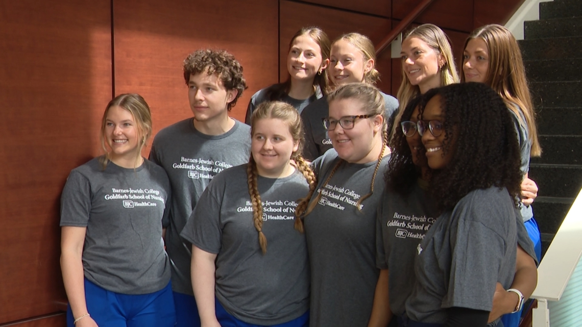 Yes, you're seeing double: A St. Louis nursing school has 5 sets of twins