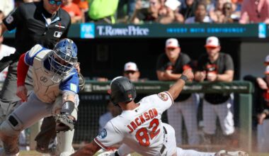 Orioles score 5 runs in 9th to beat the Blue Jays 6-5