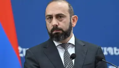 Armenia not interested in breaking ties with Russia, Mirzoyan says