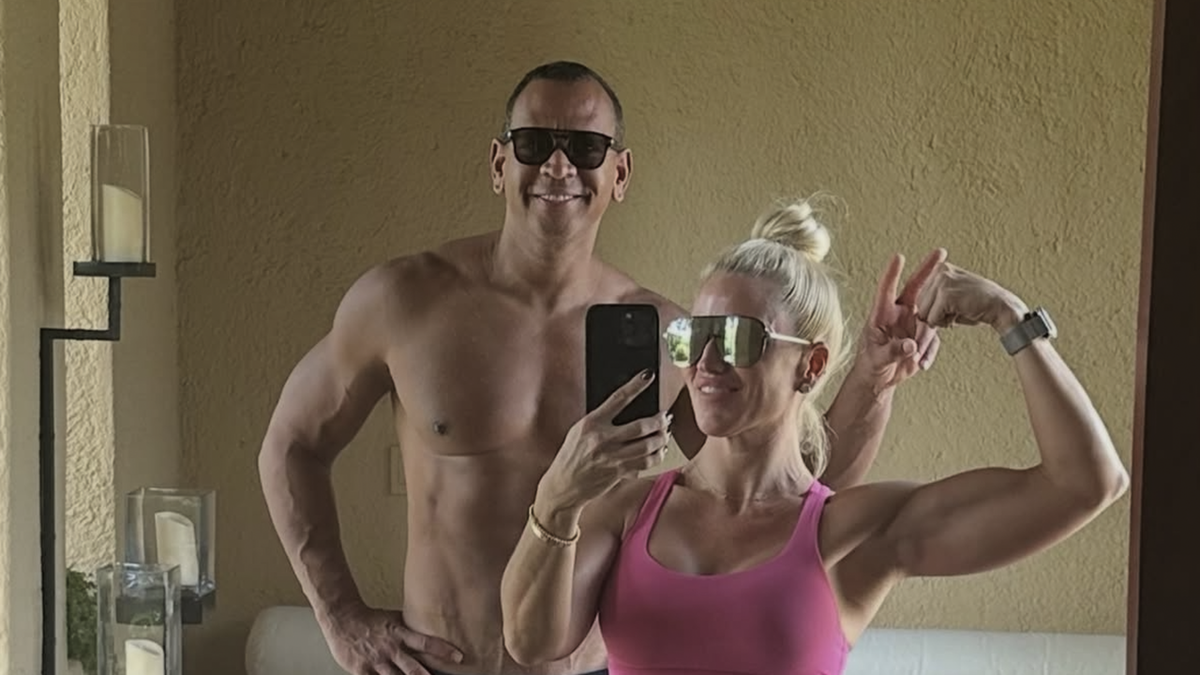 A-Rod and girlfriend flexing