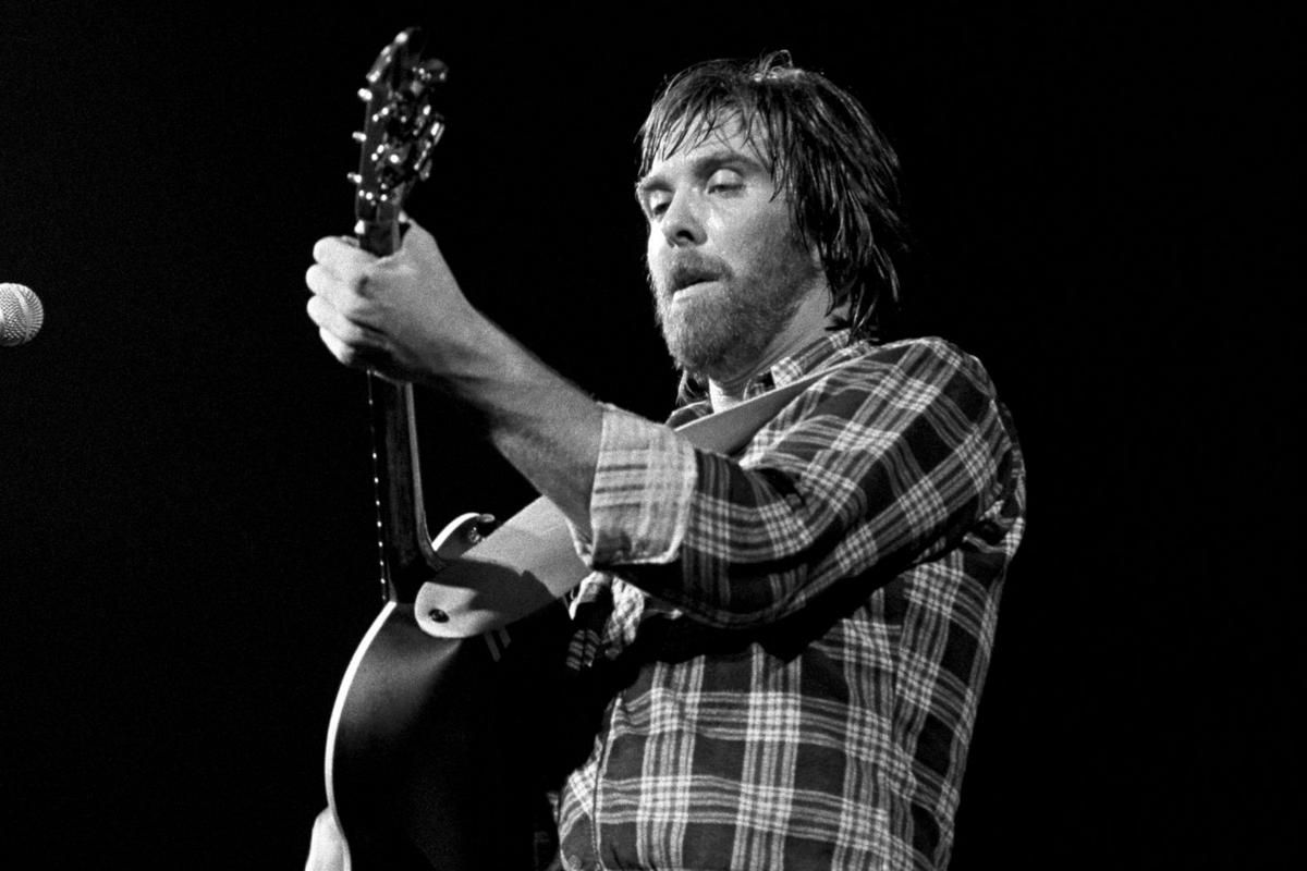 Dennis Locorriere, Singer for Dr. Hook, Dead at 76