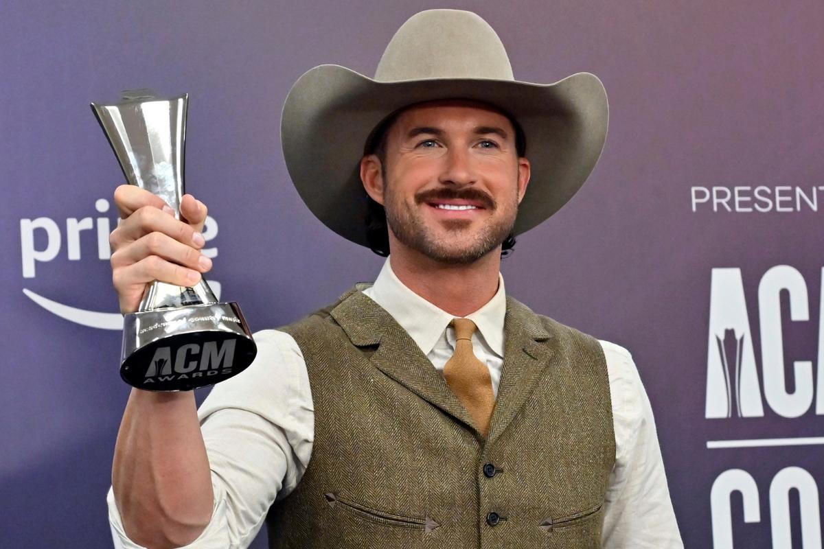 Where Does Riley Green Keep His Awards?