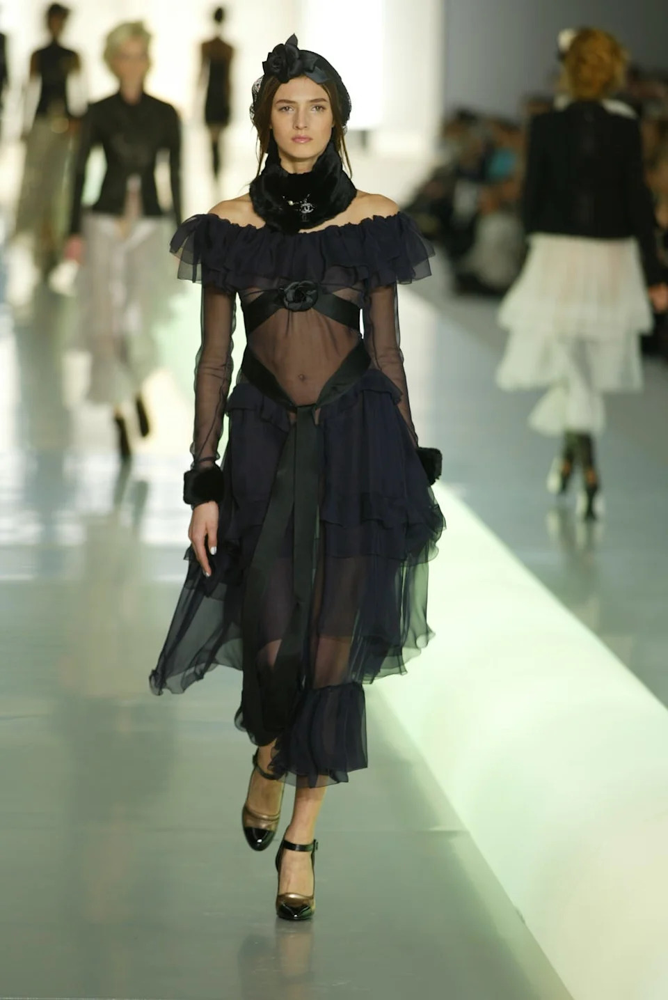 Chanel Fall 2003 RTW