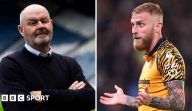 Scotland head coach Steve Clarke and Hull City striker Oli McBurnie