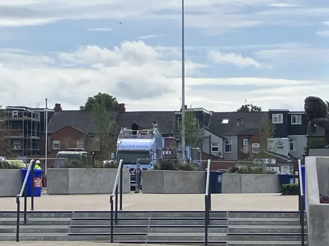 Bus