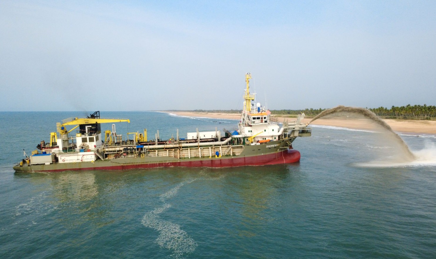BREAKING NEWS: Boskalis' dredgers Causeway and Shoreway busy in Togo