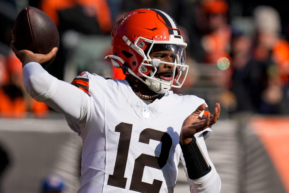 Deion Sanders says Shedeur went ‘through hell’ as Browns rookie