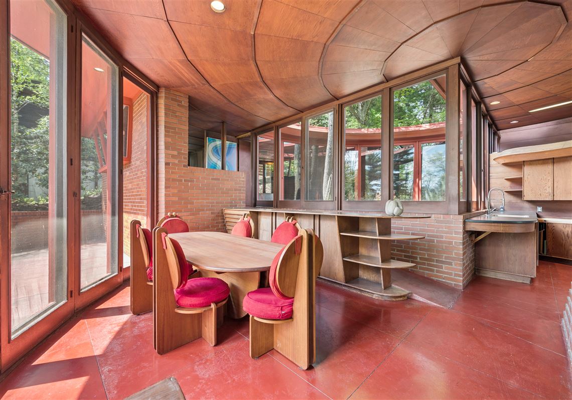 Squirrel Hill house designed by Frank Lloyd Wright disciples priced at $1.2 million