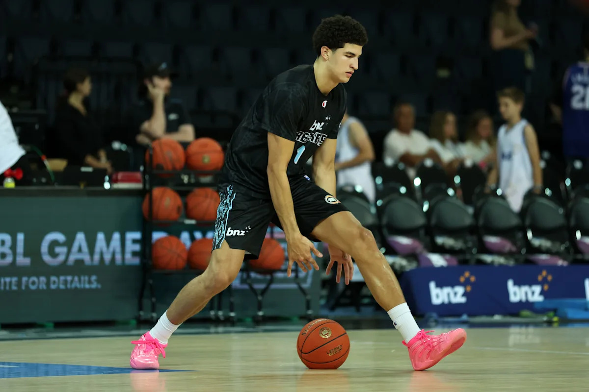 2026 NBA draft profiles: Philadelphia 76ers prospect Karim Lopez