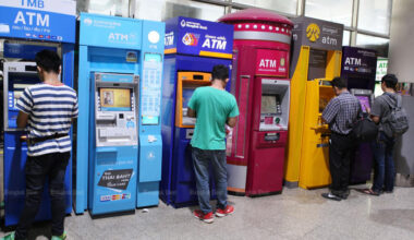 Bangkok Post - Income-starved banks pile into wealth management