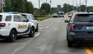 Police investigating after two women killed in Shively crash