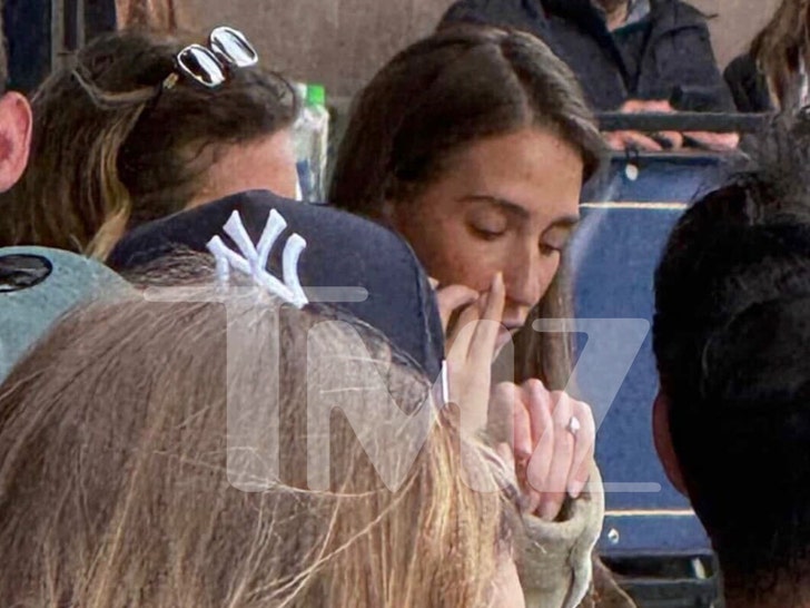 sub-amanda-batula-tmz-1