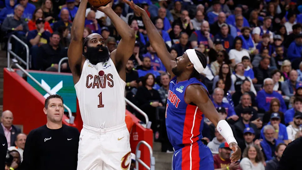 Cleveland Cavaliers guard James Harden shoots on Detroit Pistons guard Caris LeVert.Rick Osentoski-Imagn Images