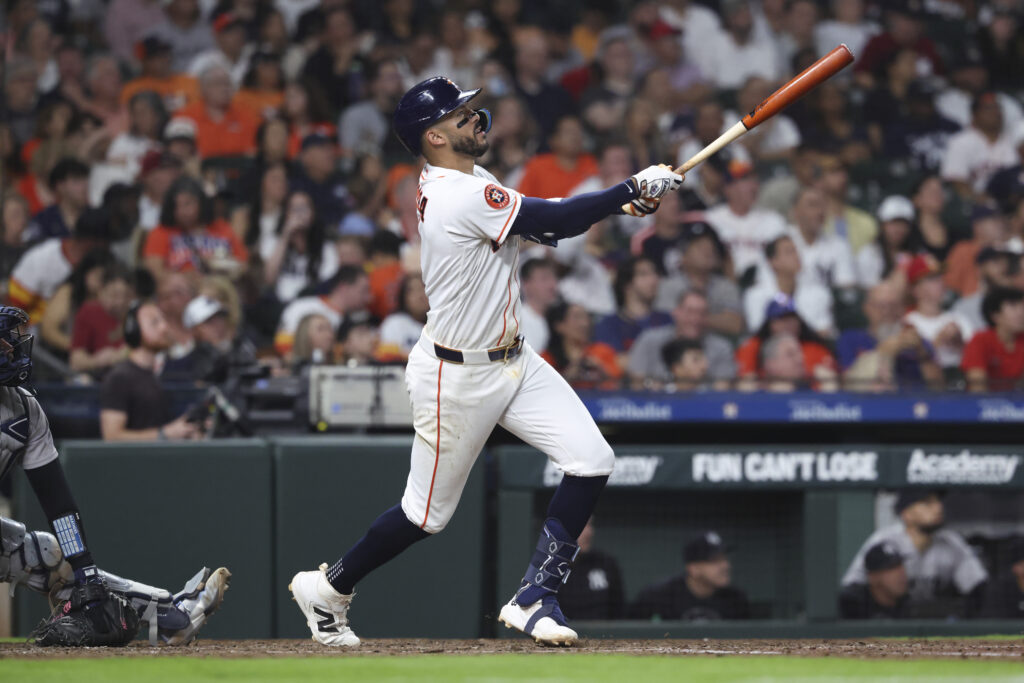 Carlos Correa To Undergo Season-Ending Ankle Surgery