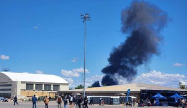 Crash at Idaho air show; rescue crews en route to scene