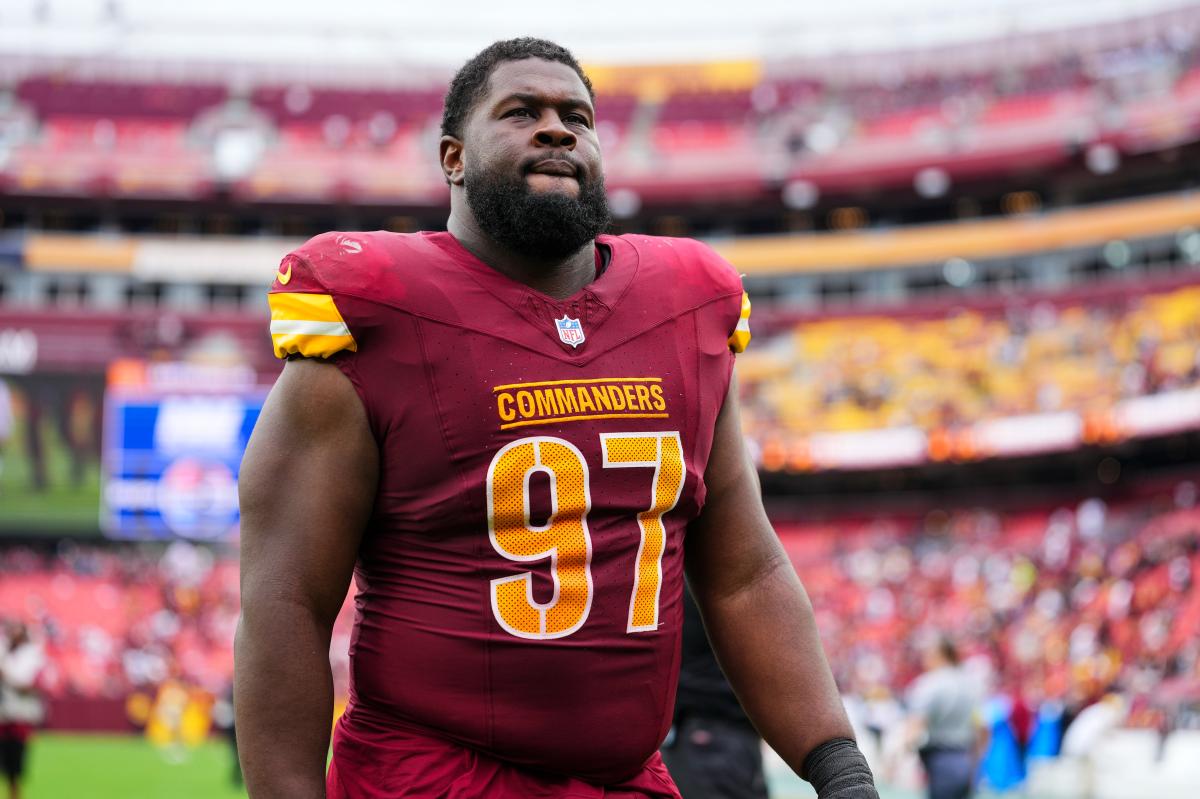 Giants working out Eddie Goldman after devastating defensive line injury