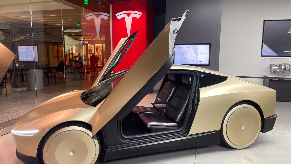 Waymo Is Fleetmogging Tesla in Texas