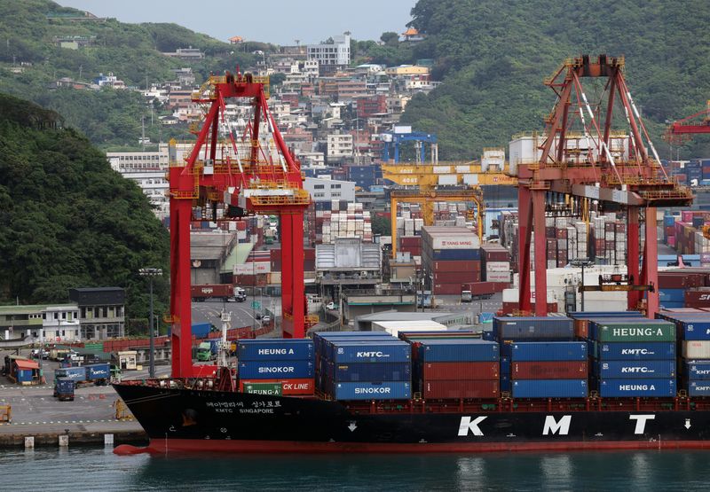 Taiwan raises 2026 GDP growth outlook to 16-year high on strong AI demand