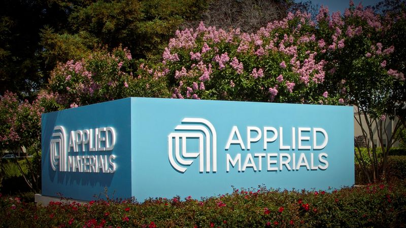 Applied Materials sees quarterly revenue above estimates on sustained AI spending