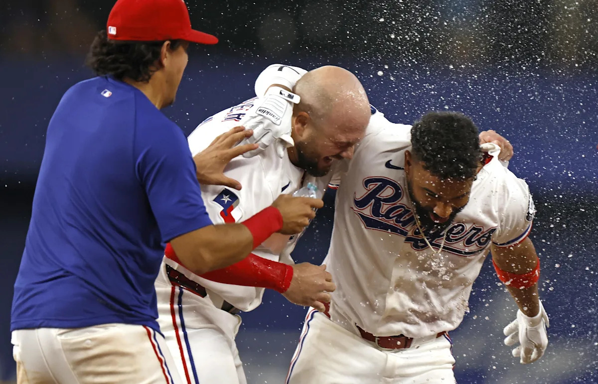 Sunday morning Rangers things - Yahoo Sports