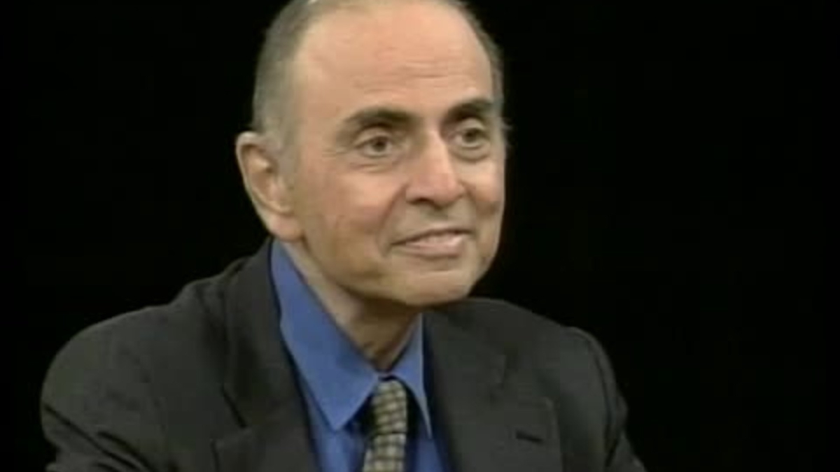 30 years ago, Carl Sagan revealed exactly how a ‘charlatan’ leader could take over the U.S.