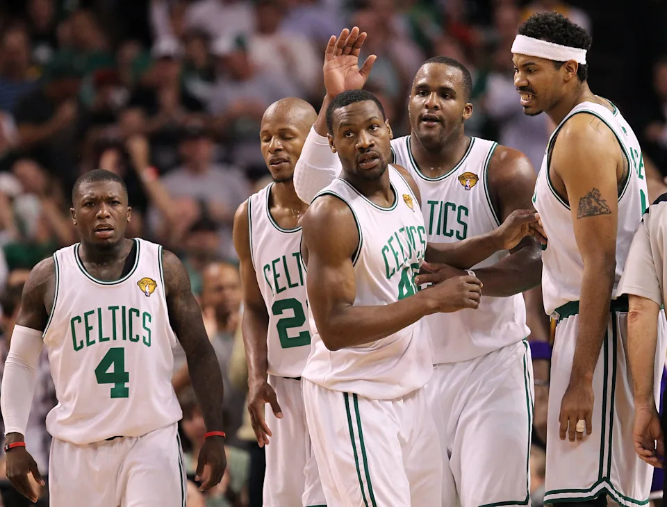 BOSTON - JUNE 10: (L-R) Nate Robinson #4, Ray Allen #20, Tony Allen #42, Glen Davis #11 and Rasheed Wallace #30 of the Boston Celtics celebrate a play during Game Four of the 2010 NBA Finals against the Los Angeles Lakers on June 10, 2010 at TD Garden in Boston, Massachusetts. NOTE TO USER: User expressly acknowledges and agrees that, by downloading and/or using this Photograph, user is consenting to the terms and conditions of the Getty Images License Agreement. (Photo by Ronald Martinez/Getty Images)
