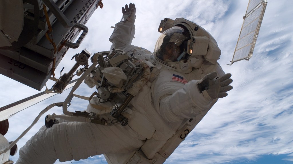 Astronauts come home two inches taller from the ISS — What lingers is the real problem