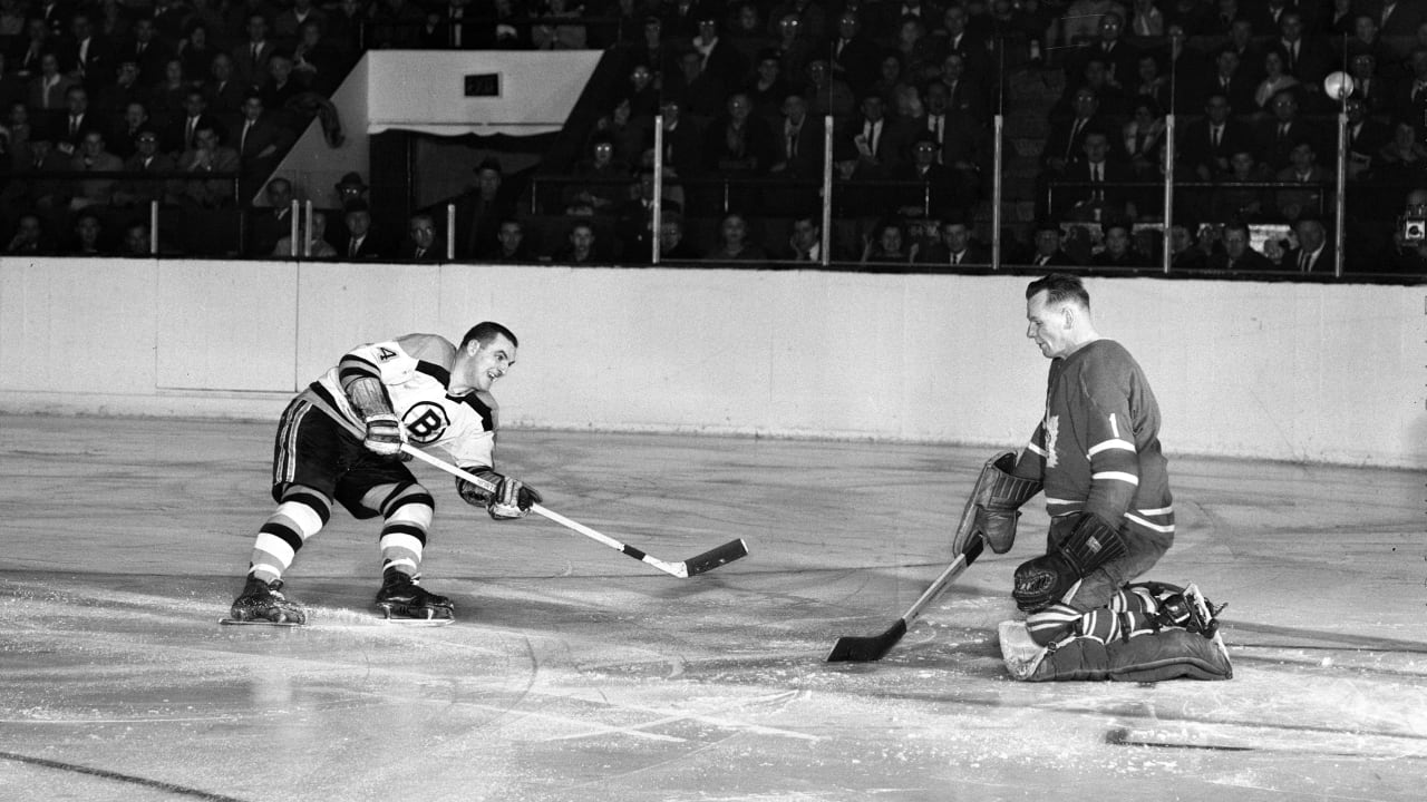 Kennedy dies at 90, was member of 1st Flyers team