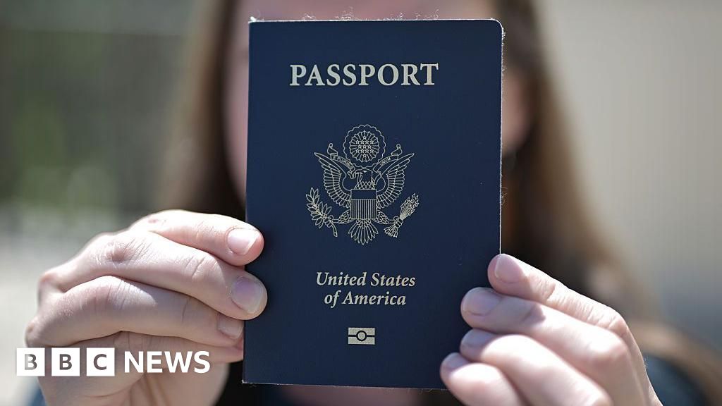 US to revoke passports of parents with child support debt - BBC