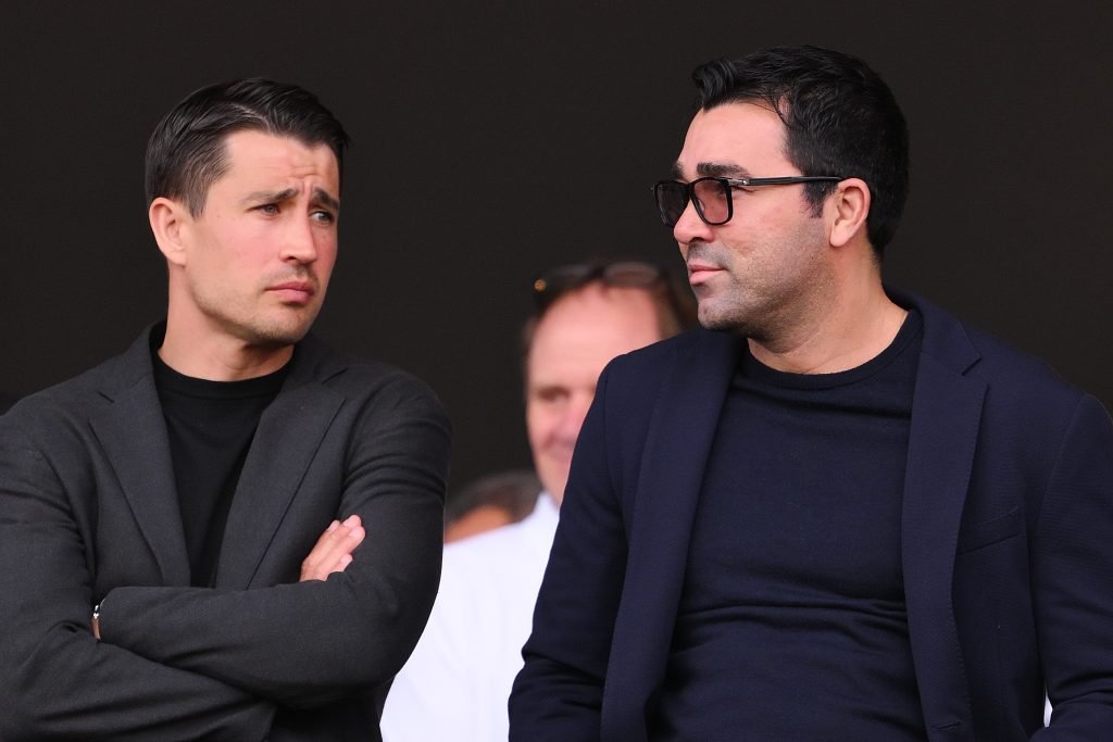 Bojan and Deco, Barcelona executives