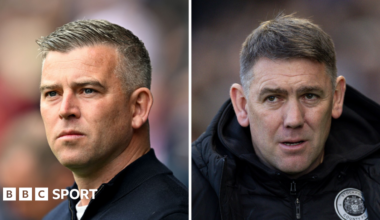 Bolton Wanderers boss Steven Schumacher and Stockport County boss Dave Challinor