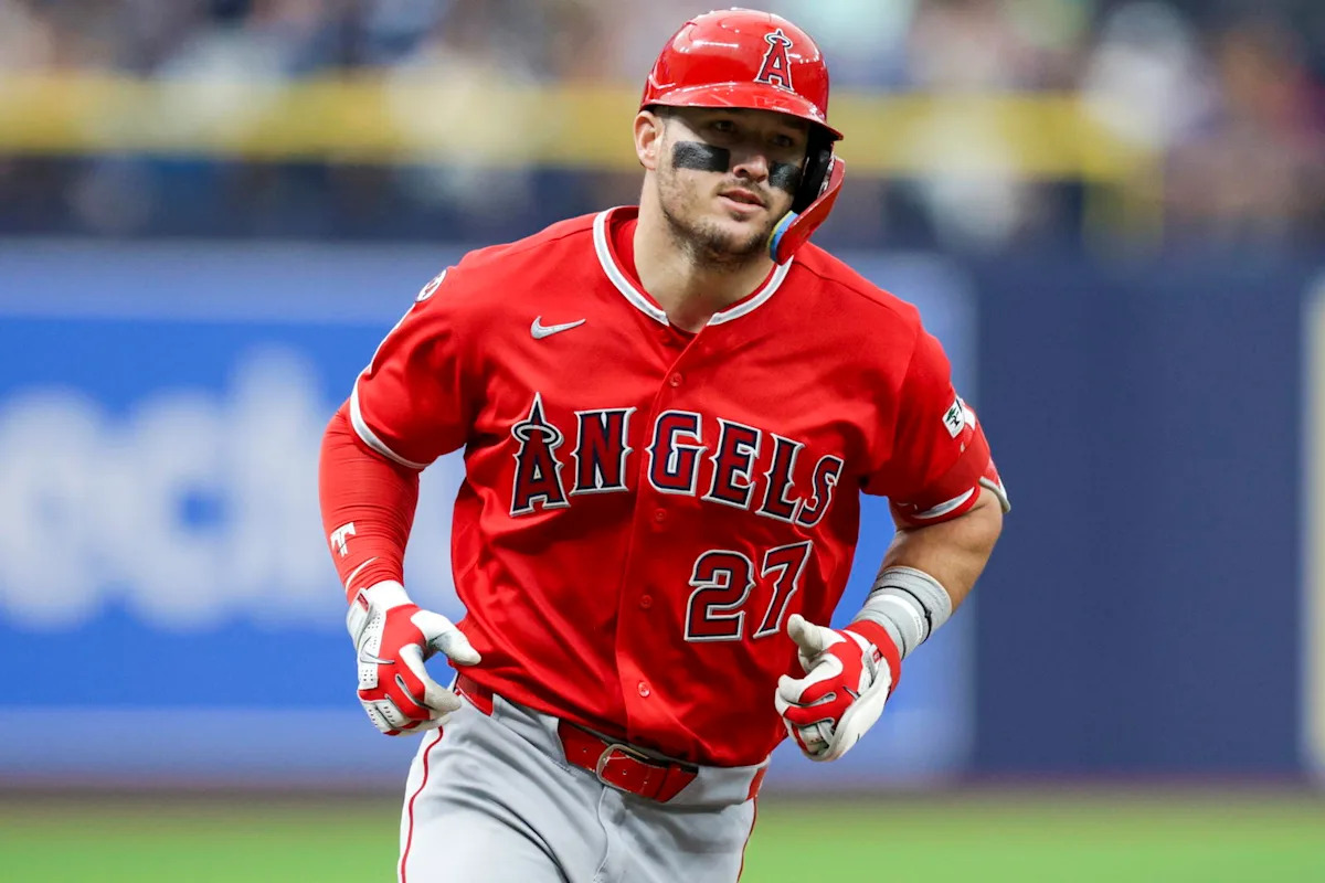 Mike Trout Rumblings Continue for Phillies With Trade Deadline Approaching