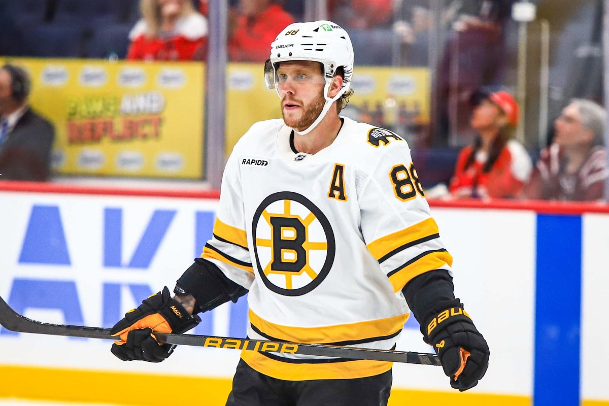 End-of-season Boston Bruins injuries include groin tear, punctured lung, fully torn MCL ‘off the bone,’ and broken hand