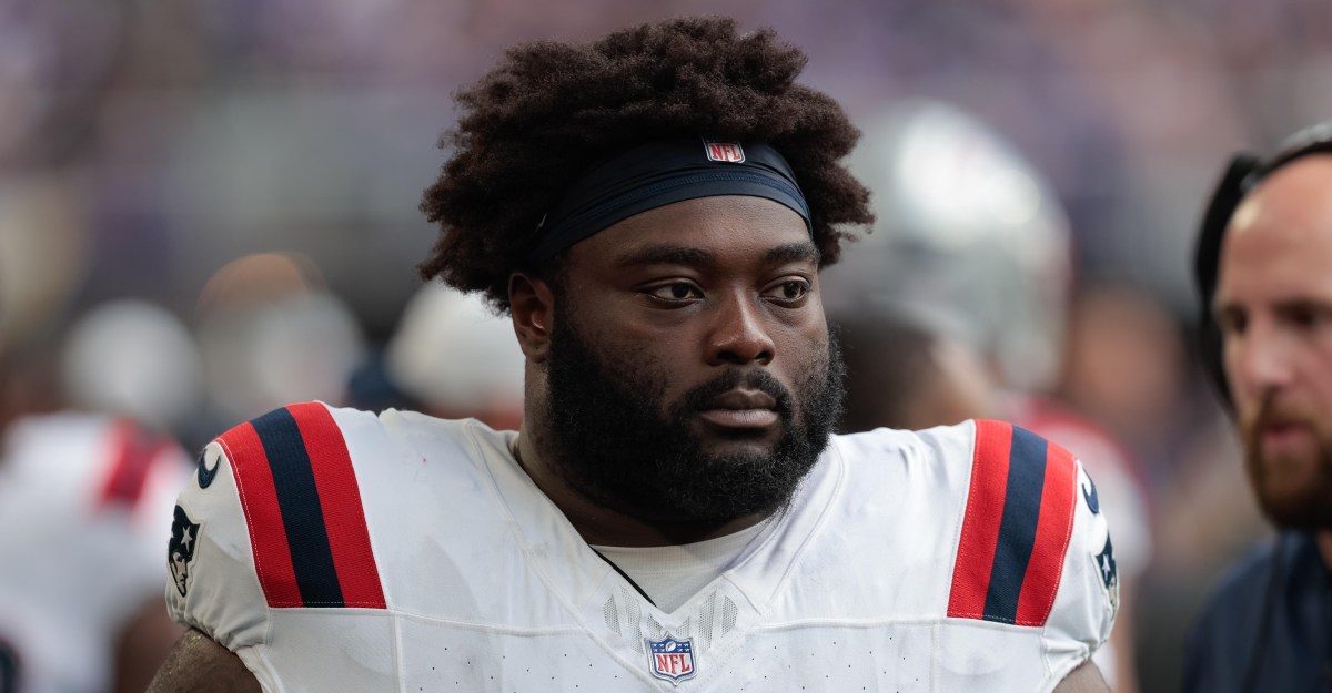 Mike Onwenu takes big pay cut in renegotiated Patriots contract