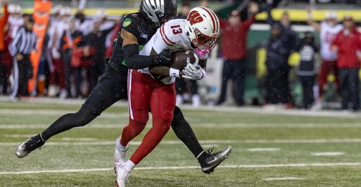Wisconsin Football: Badgers land major 4 star WR target on official visit