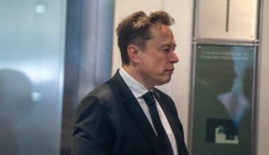 Musk wanted to settle with OpenAI just days before their courtroom showdown, new filing says