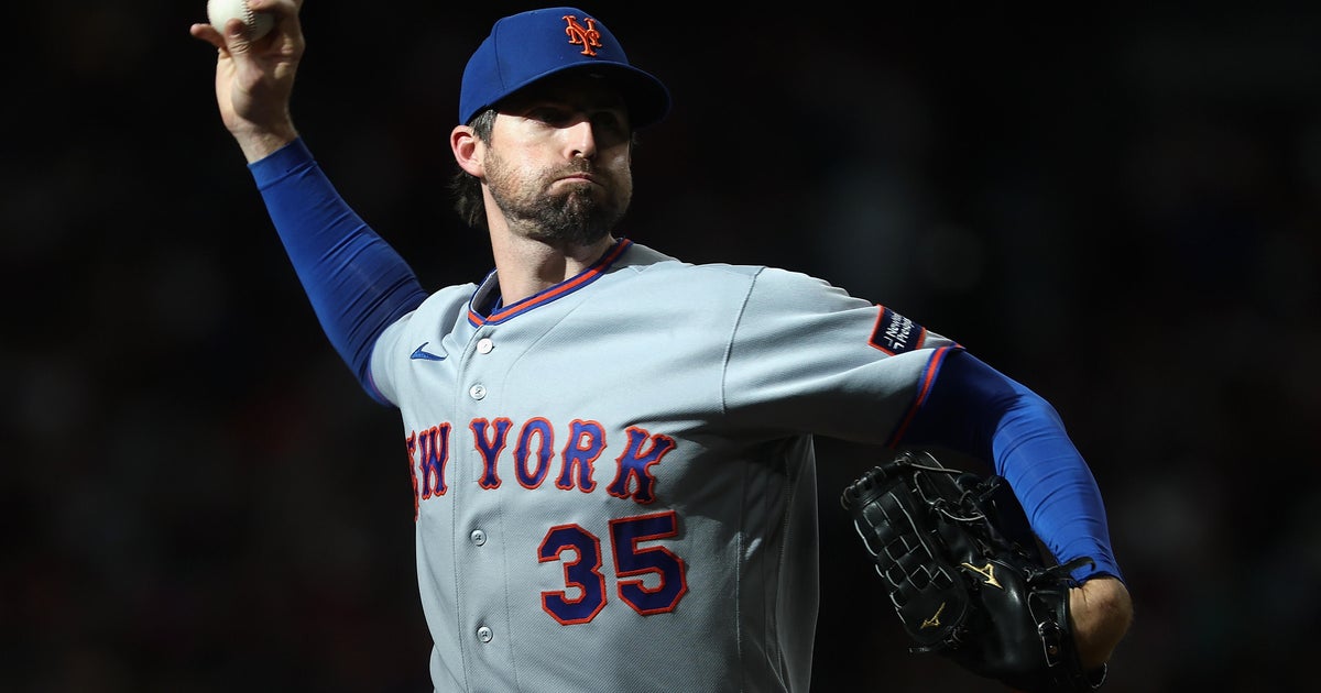 Kelly is sharp after 3 straight shaky outings as Diamondbacks beat Mets 2-1