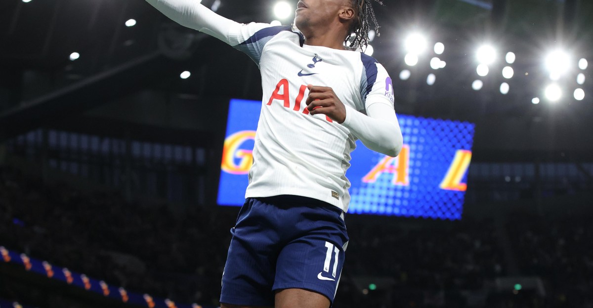 Tottenham 1-1 Leeds: Spurs concede late for disappointing draw, still two points ahead of West Ham