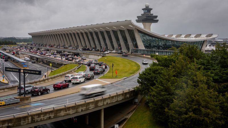 Pregnant woman and son from Ghana have been detained for more than a week at Dulles Airport, attorneys say